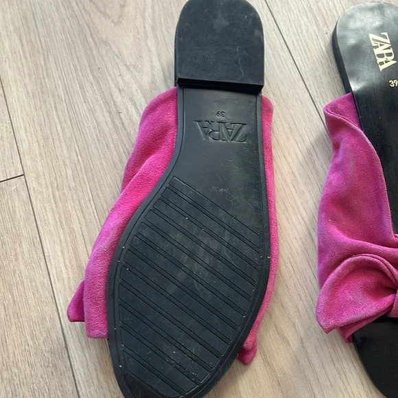 Zara slides - Picture 2 of 3